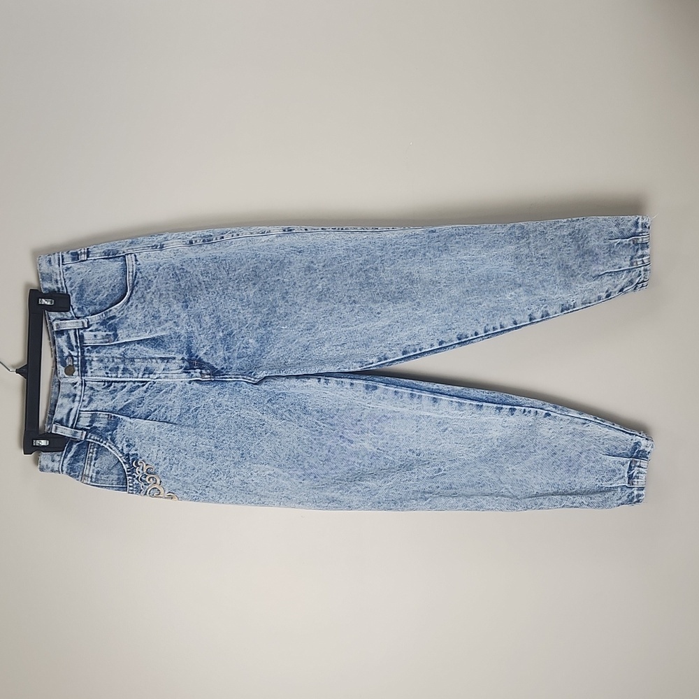 Bacco best American vintage bacco acid washed size 11/12 measurements in the pic